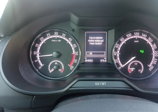Skoda Octavia cena 48000 przebieg: 200000, rok produkcji 2018 z Woźniki małe 781